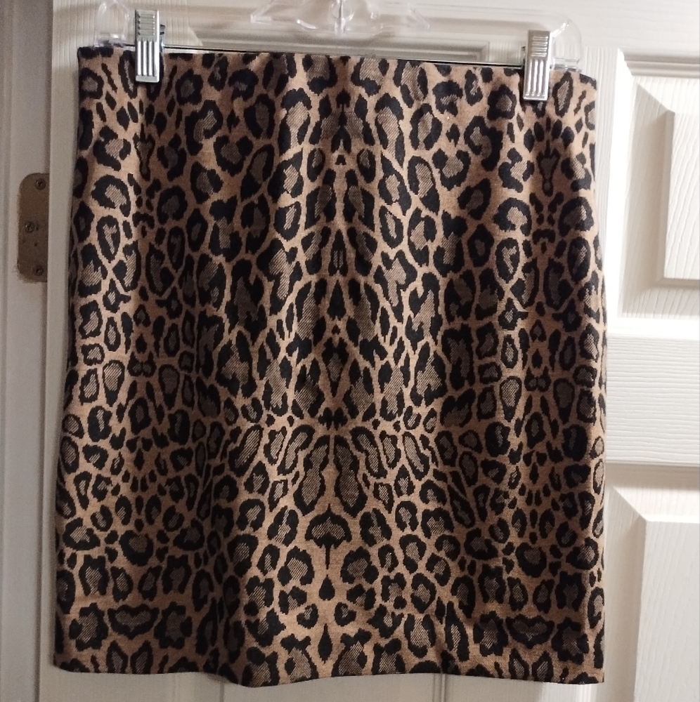 NWOT Darjoni Leopard Print Women's Mini Skirt